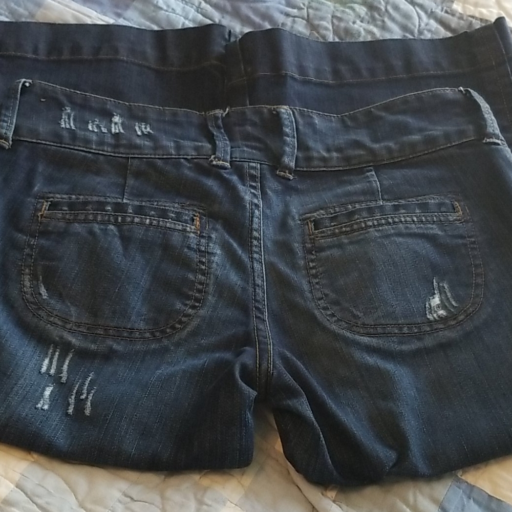 Maurices Wide-Leg Jean Capri - Picture 1 of 6